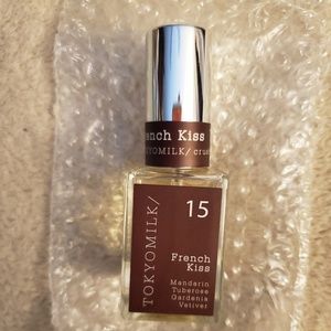 Margot Elena "French Kiss "